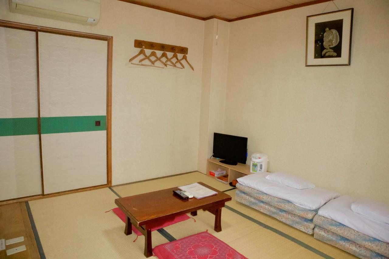 City Pension Tommy Rich Inn Киото Экстерьер фото